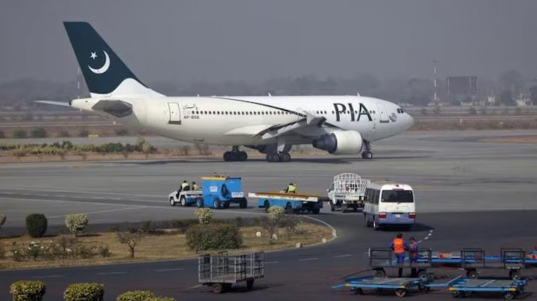 বিমান চলাচলের জন্য আকাশসীমা পুনরায় খুলে দিয়েছে পাকিস্তান